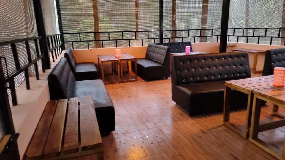 JK - 4BHK Pool Villa Hotel in Tamil Nadu