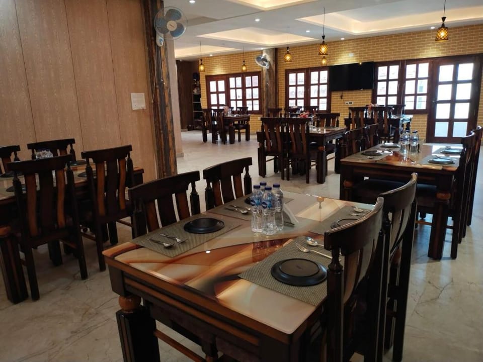 RS INN Hotel in Varanasi