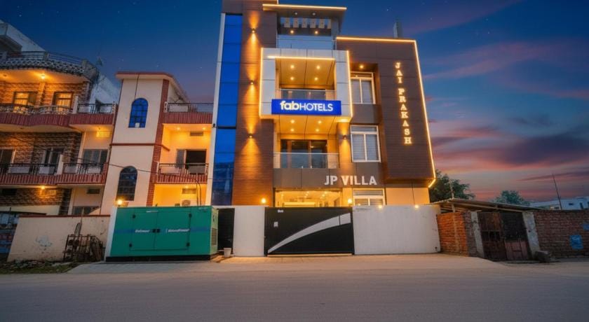 Hotel O JP VILLA Hotel in Varanasi
