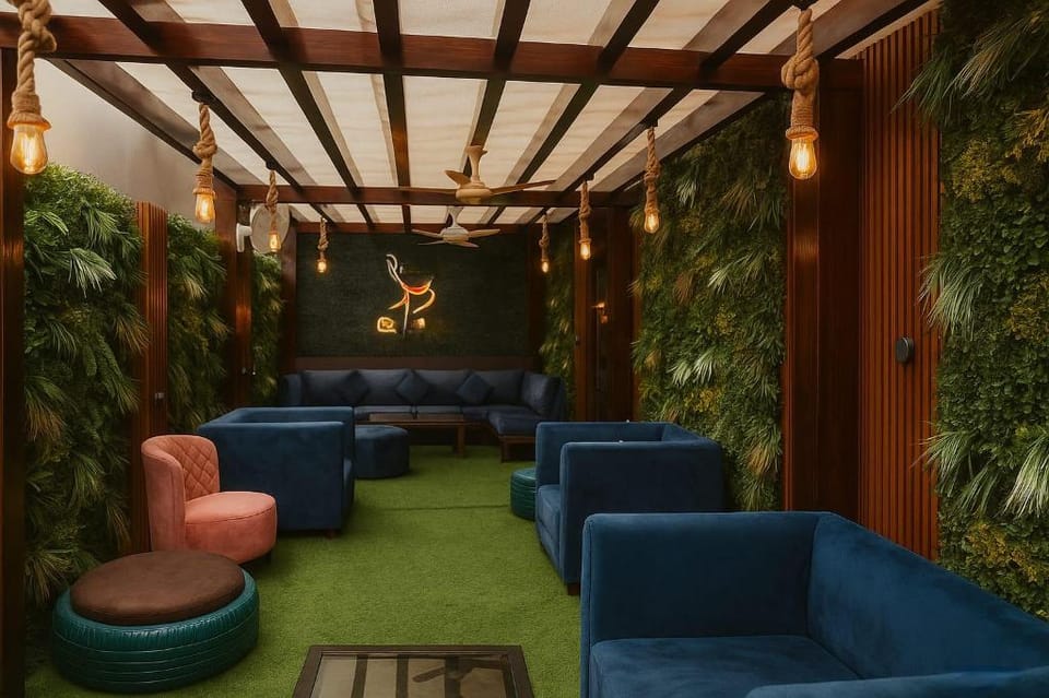 Hotel Green Rooms, Vintage Luxury Near Dal Lake Hotel in India