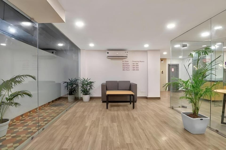 Hotel Consulate Hotel in Kolkata