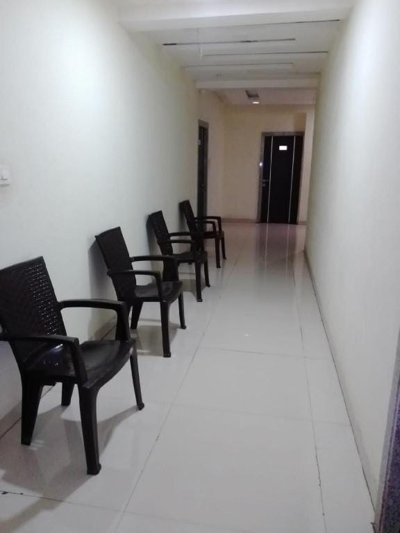 Hotel Saket Hotel in Maharashtra