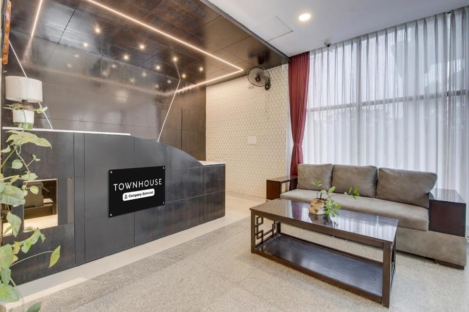 Townhouse HBR Layout Hotel in Bengaluru