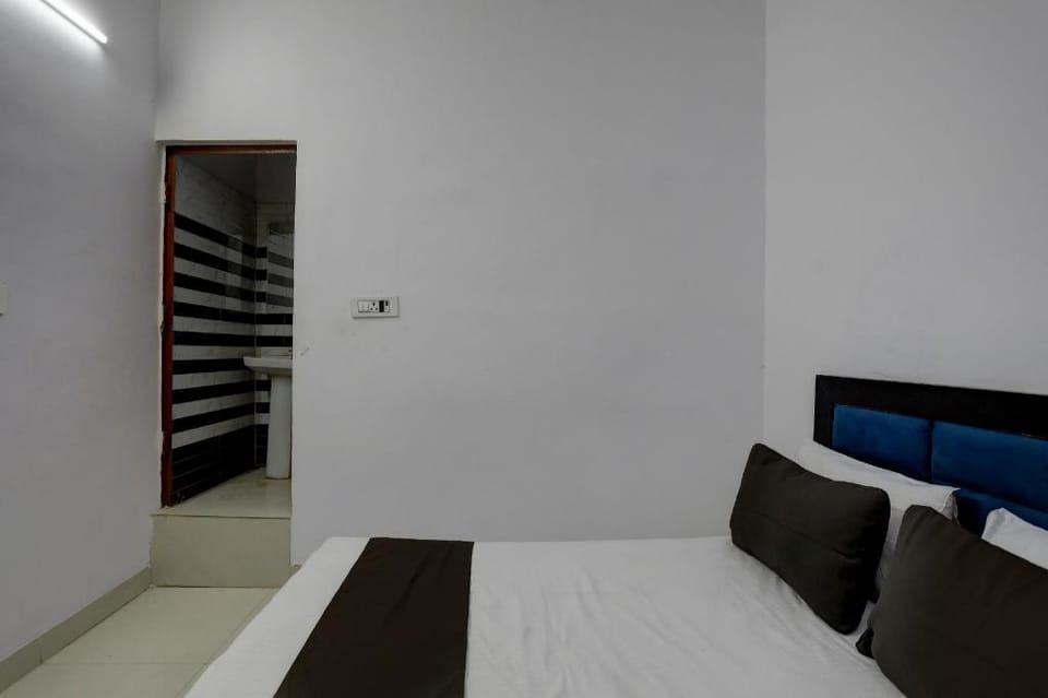 Hotel O KAVYA RESIDENCY Hotel in Uttar Pradesh