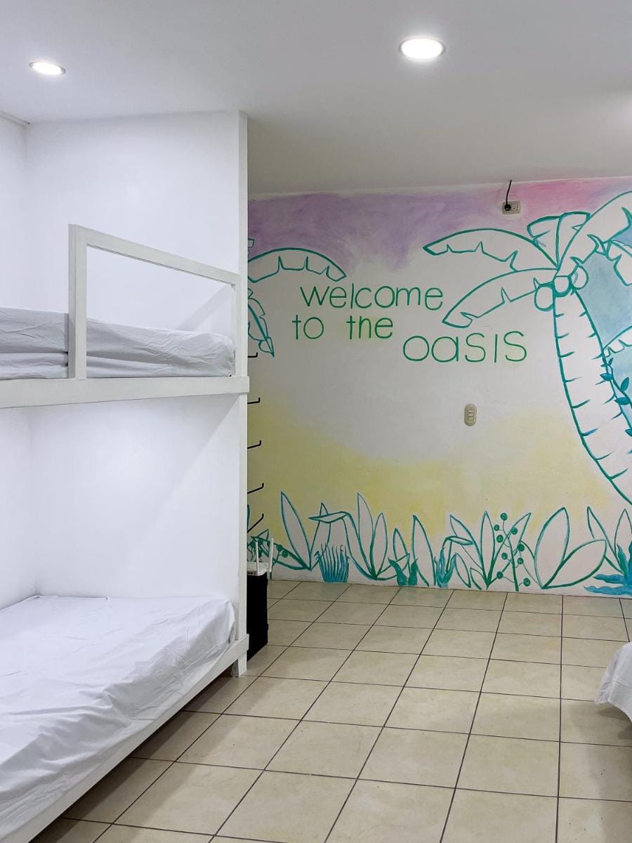 SJO Oasis Hostel Bed and Breakfast in San Jose
