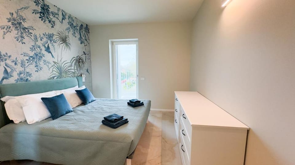 Fairmont Seafront Acquamarine Suite by Ca-Sa C... Apartment in Chioggia
