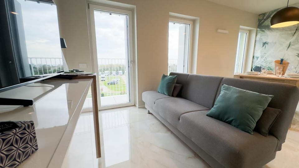Fairmont Seafront Acquamarine Suite by Ca-Sa C... Apartment in Chioggia