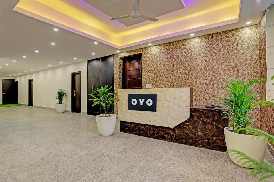 Townhouse DSR SECTOR 19 Hotel in Noida