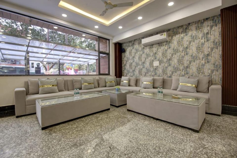 Hotel La Mirage Noida Hotel in Noida