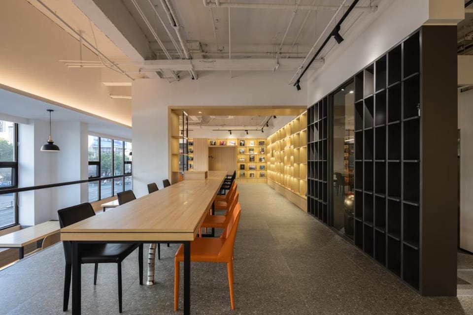Hangzhou Desti Youth Hostel West Lake-24H Reception& English Service& Cafe& Bar& Luggage Storage& Large Public Area Hostel in Hangzhou