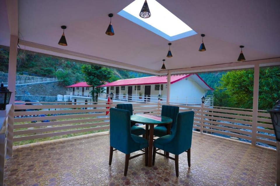 Nature Sprint Resort - by the river Hotel in Uttarakhand