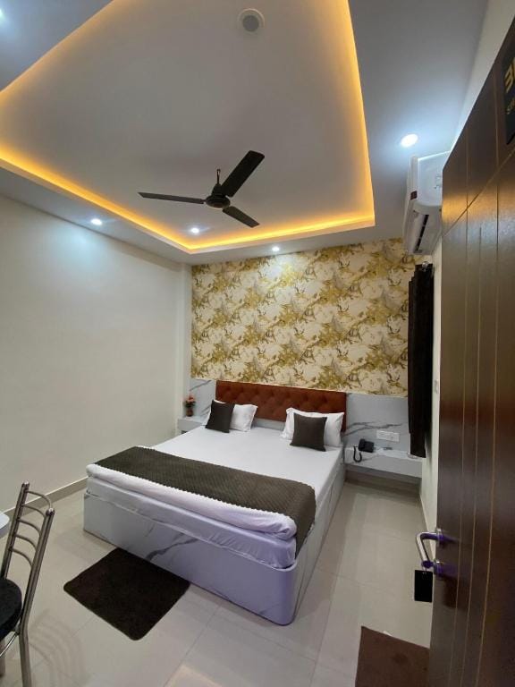 SHIVRAJ INN Hotel in Varanasi
