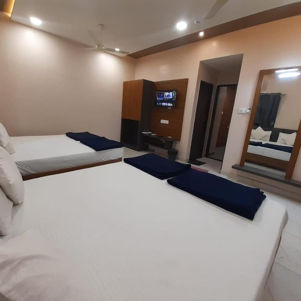 Hotel Purushottam Hotel in Gujarat