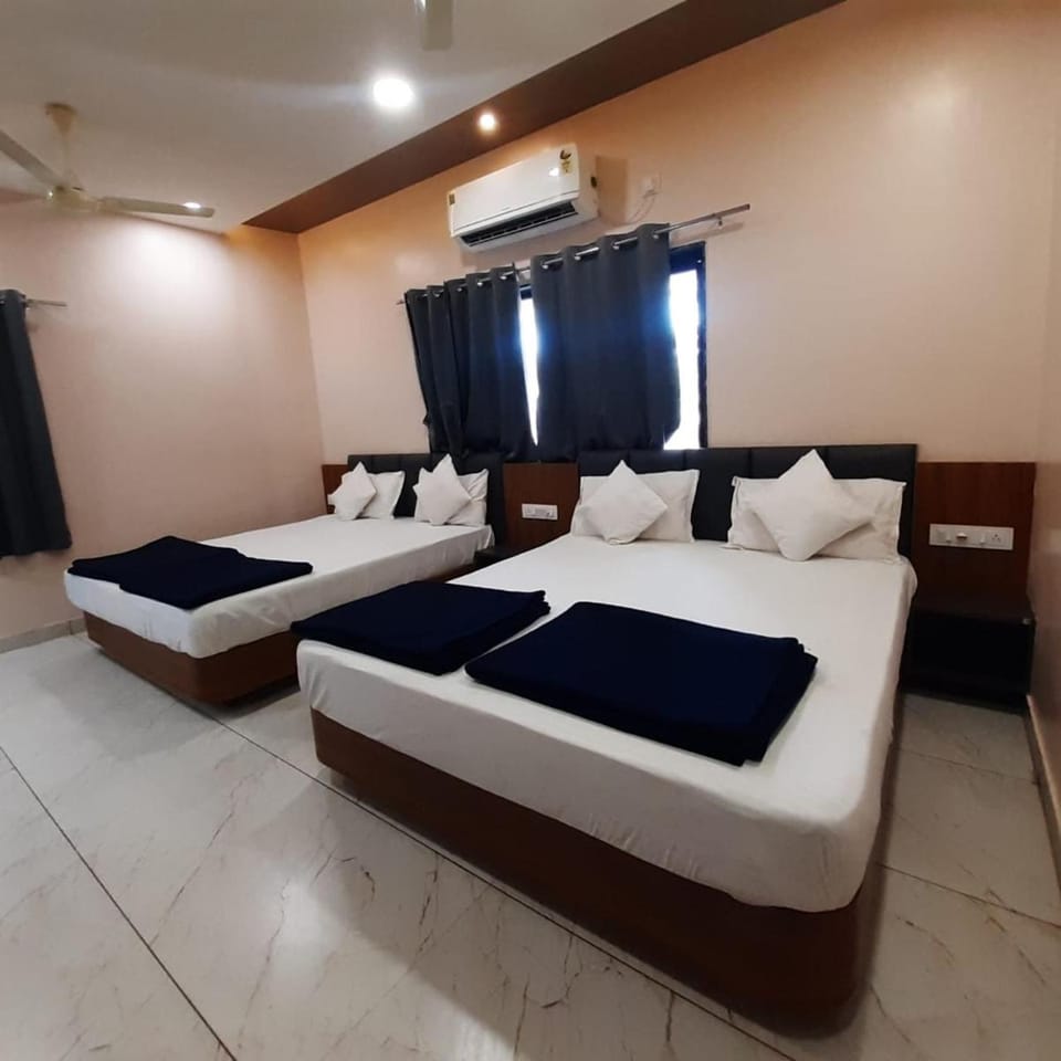 Hotel Purushottam Hotel in Gujarat