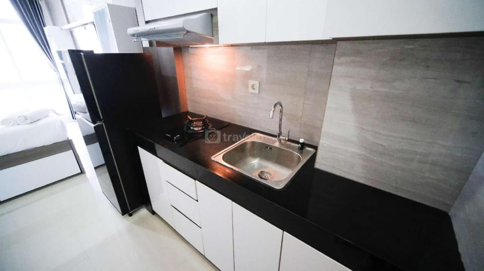 Tidy & Comfy Studio @ Bale Hinggil Apt By Travelio Apartment in Surabaya