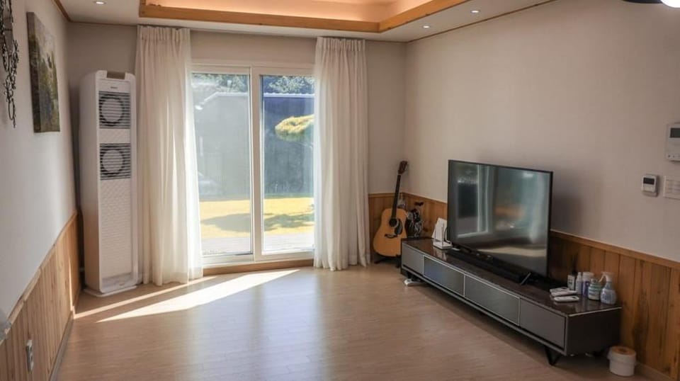 View Live Pension Bed and Breakfast in South Korea