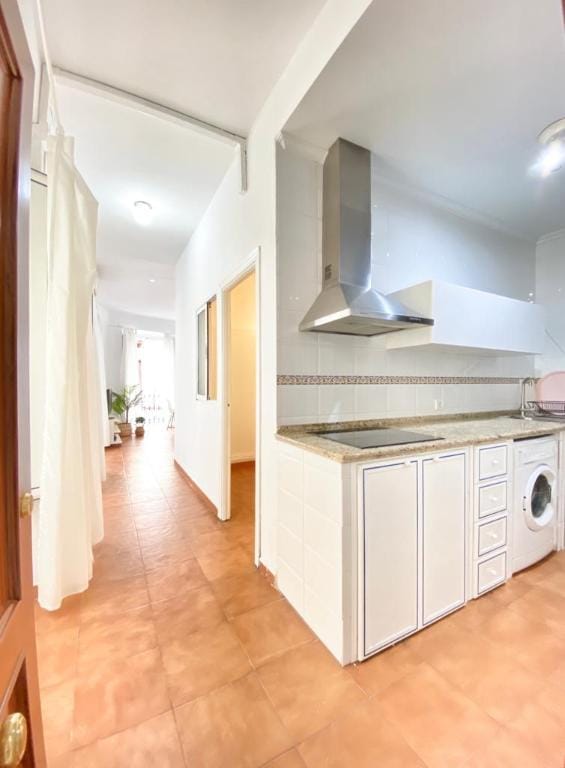 SuperB Apartment in downtown Sevilla+Parking opt Vacation rental in Seville