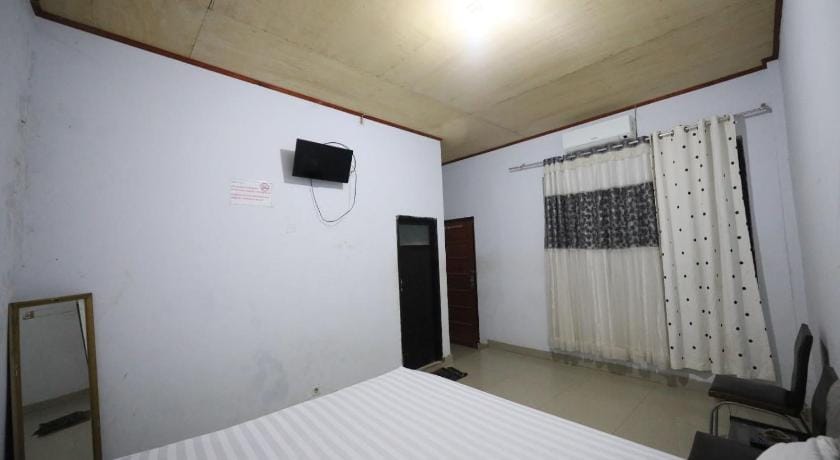 Hotel O Kos Citra Syariah Near Bukit Marezo Hotel in Indonesia