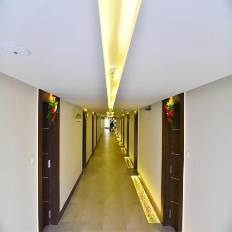 Swarna Palace Hotel in Telangana