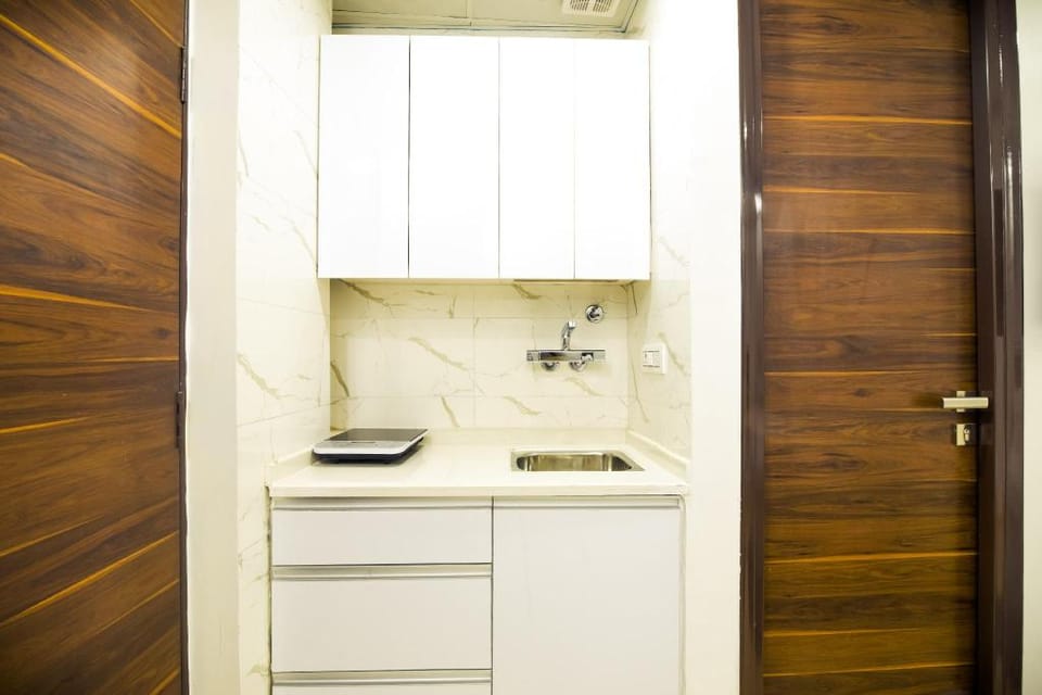 Studio serviced apartment with Gym & patio Apartment in Haryana