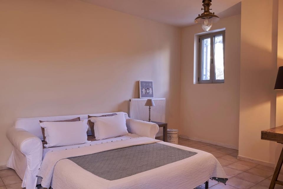 Riglia Villas - Villa   Stone. Apartment in Messenia