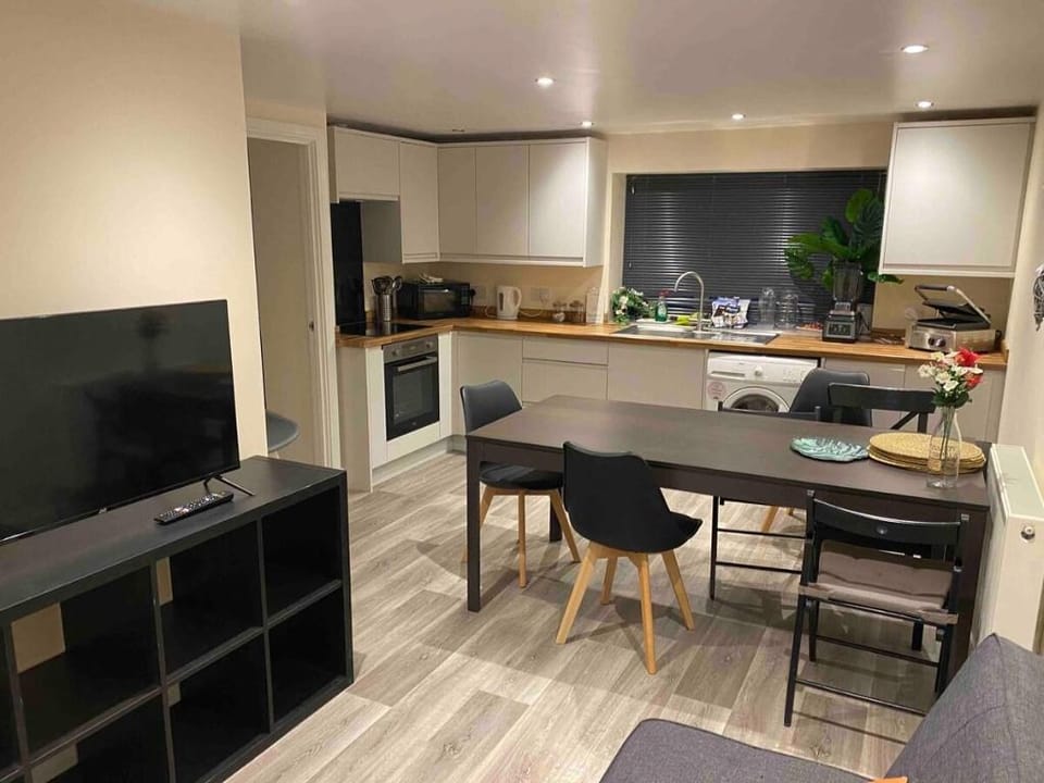 City Living | Sandstone Villa C Vacation rental in Bristol