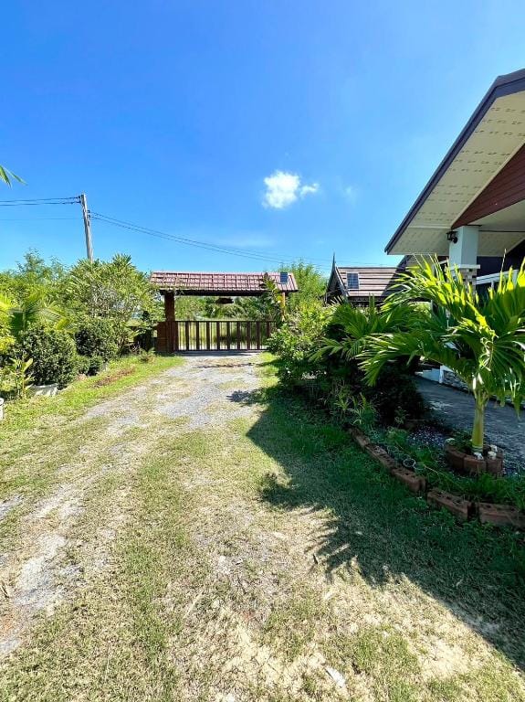 Ban Vanitcha Resort บ้านวณิชชา Vacation rental in Thailand