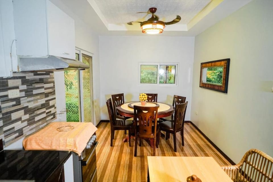 Two-BR House in Elyu for 8 pax with Pool Access  Vacation rental in La Union