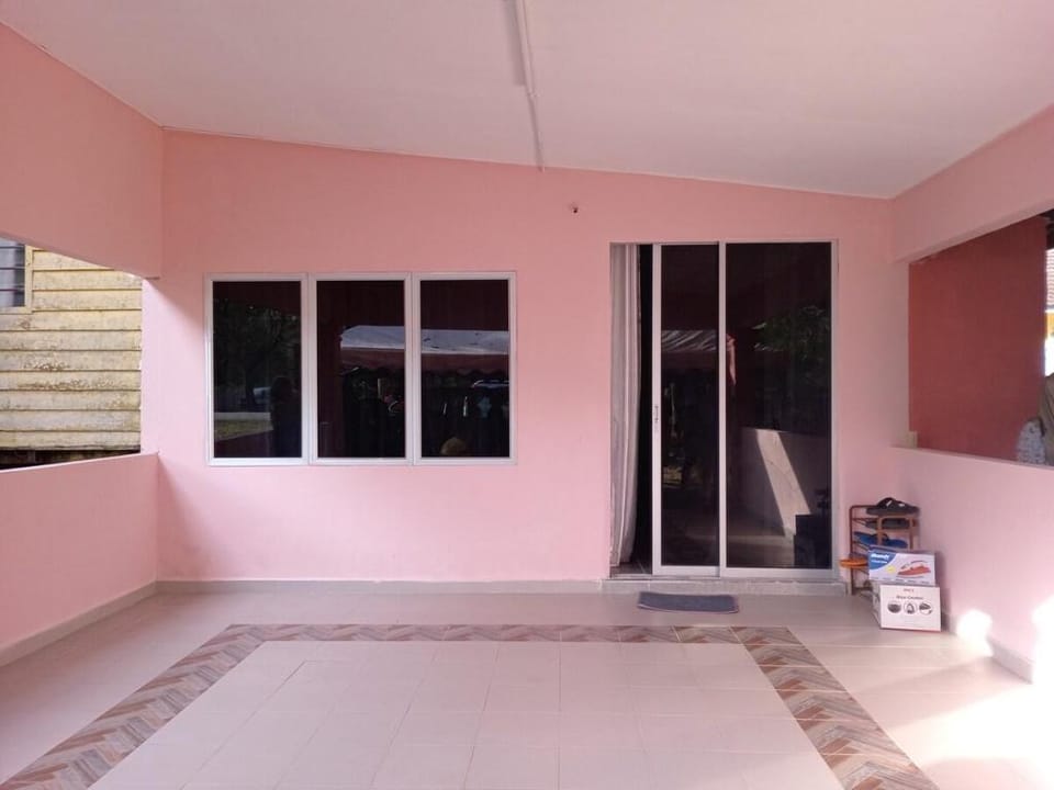 Cik Ain's Homestay Vacation rental in Terengganu, Malaysia