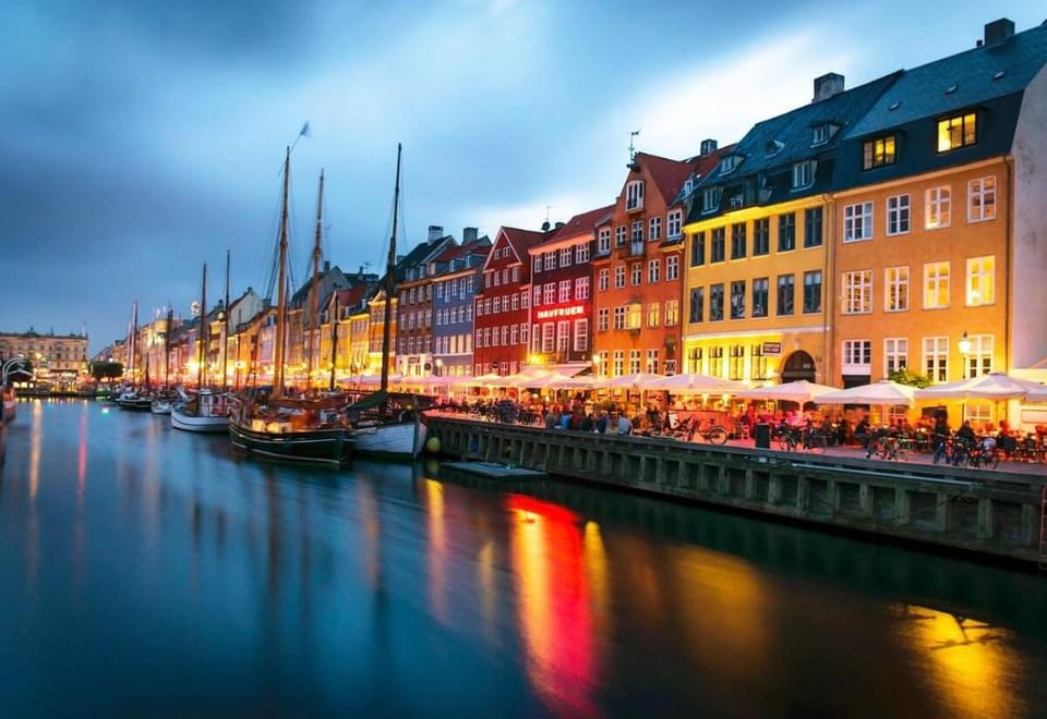 Perfect For Couples in Central Copenhagen City Apartment in Copenhagen