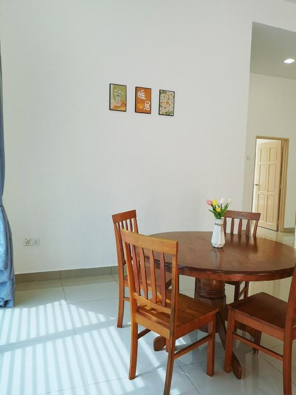 Jenjarom Ang Homestay亲子民宿 Vacation rental in Selangor, Malaysia