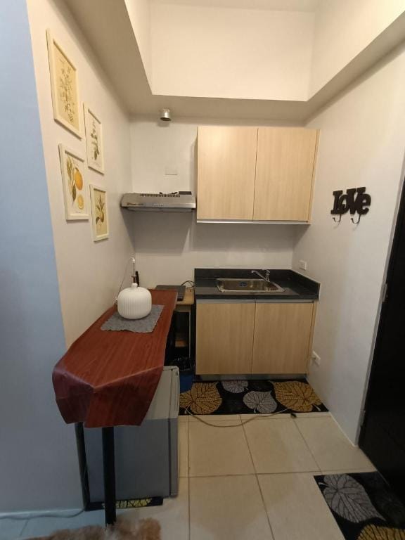 Gina's Bakasyon  De Storge Apartment in Mandaluyong