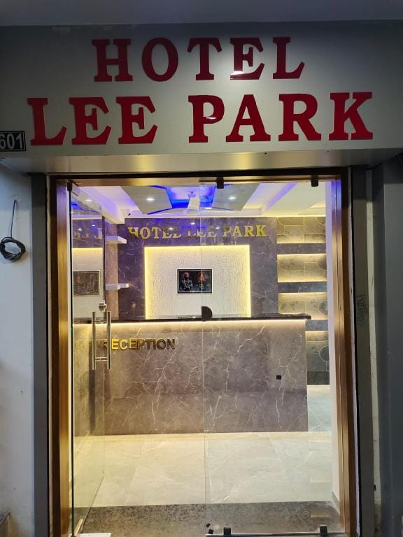 hotel lee park Hotel in Ahmedabad