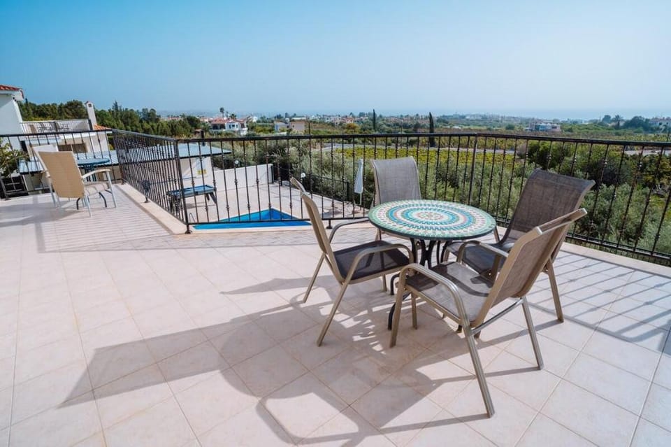 Eframia Combination  Villa in Peyia