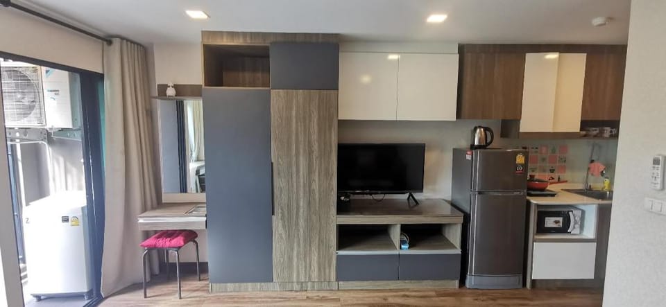 Cozy Apartment near Suncity Subway Apartment in Bangkok