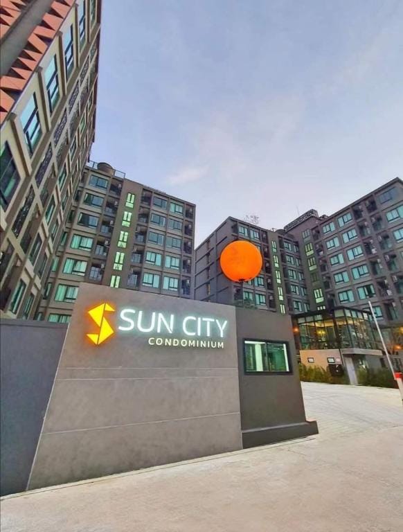Cozy Apartment near Suncity Subway Apartment in Bangkok