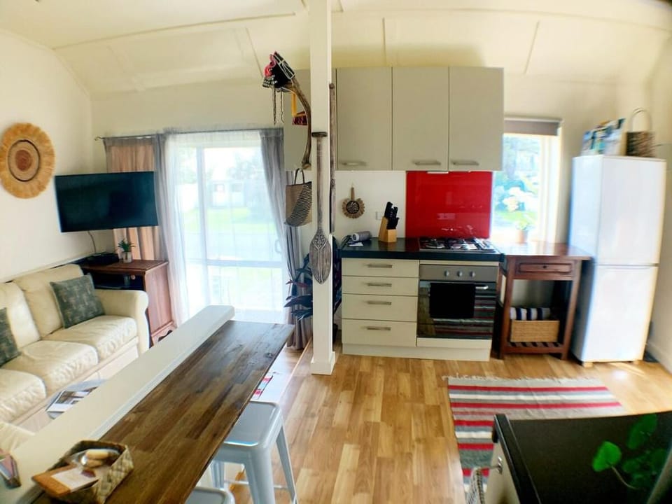 Central Awesome Apartment Free Wifi  Vacation rental in Northland