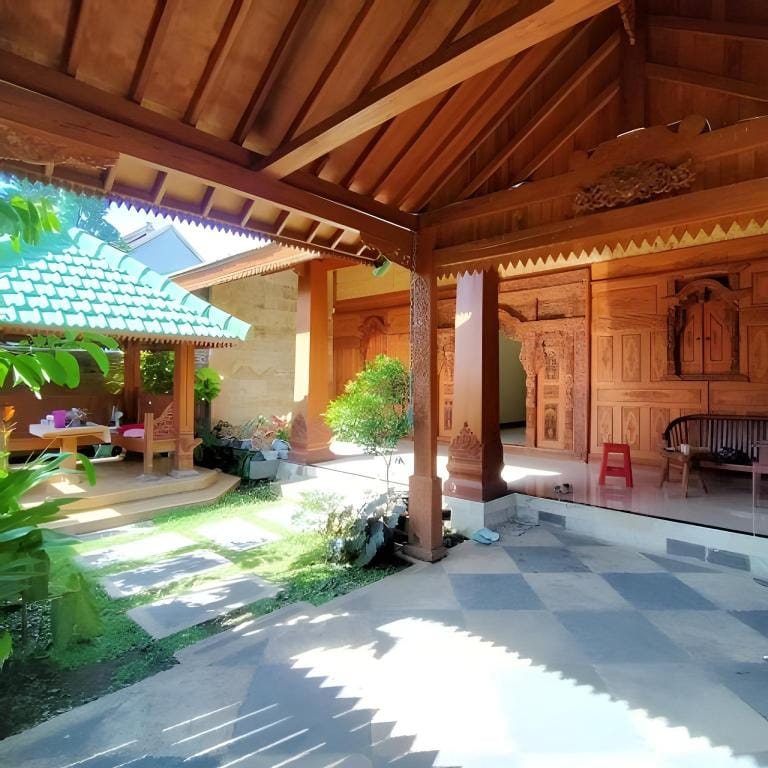 ReVive by Snooze Hostel in East Java