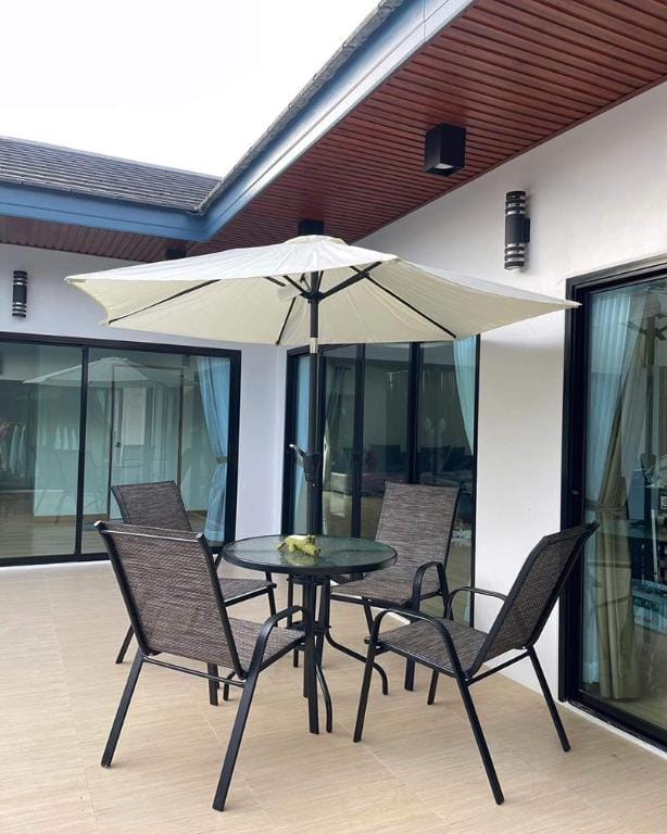 airport poolvilla udonthani Villa in Laos