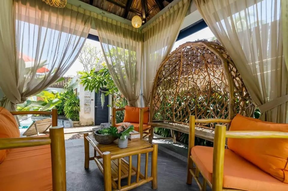 The Kembali Luxury Balinese Private Pool Vill 5BR Vacation rental in Malacca