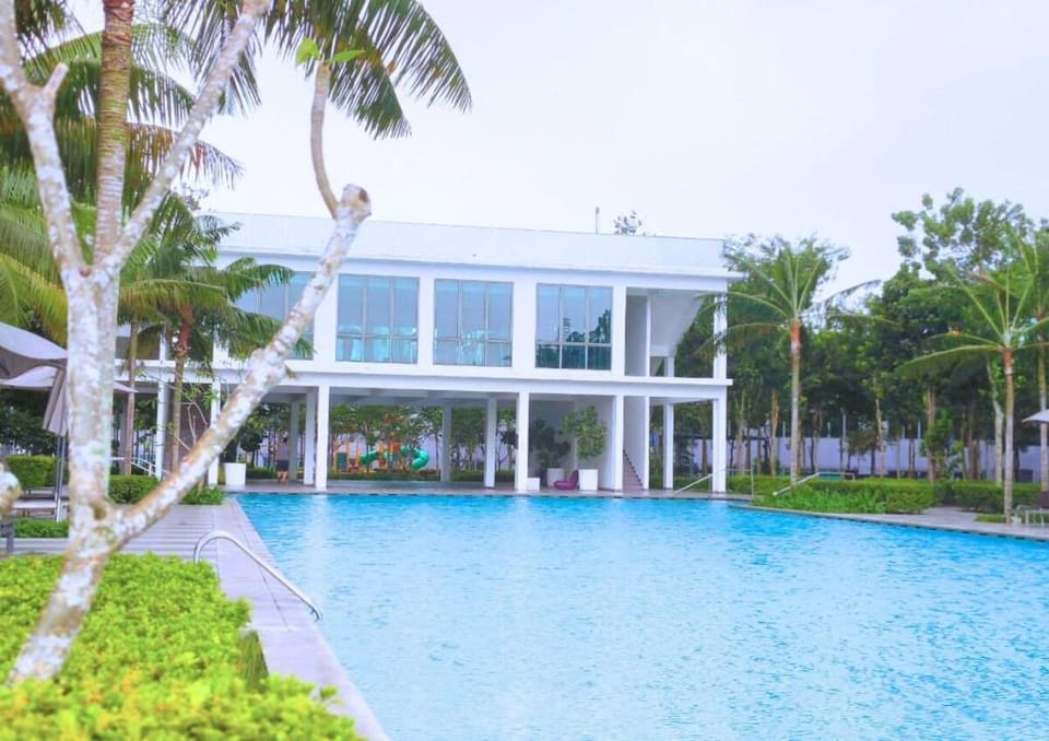 Cozy Cybersquare Ensuite with Pool View #CS1 Vacation rental in Selangor, Malaysia