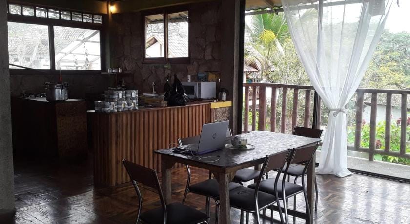 Maremonti Hotel in Puerto Lopez