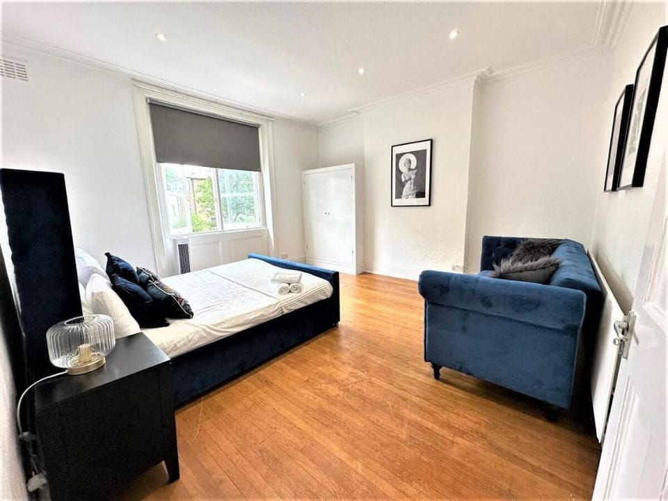 Stunning 2-Bed Flat in Maida Vale near Abbey Road Apartment in City of Westminster