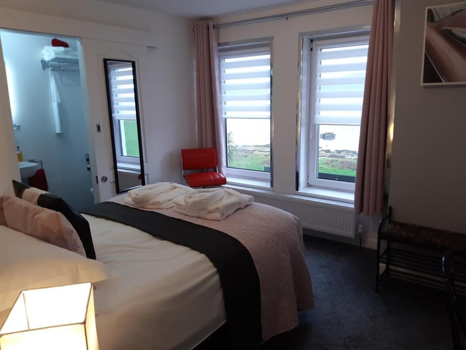 Cadillac Kustomz Guest House Bed and Breakfast in Scotland