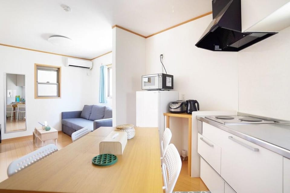 Osaka Namba 4B8ppl 6 min DaikokuchoImamiya Parking Vacation rental in Osaka