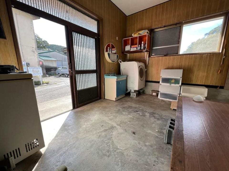 Hostel Entire Building Rental [Umi to Nishi] Vacation rental in Japan