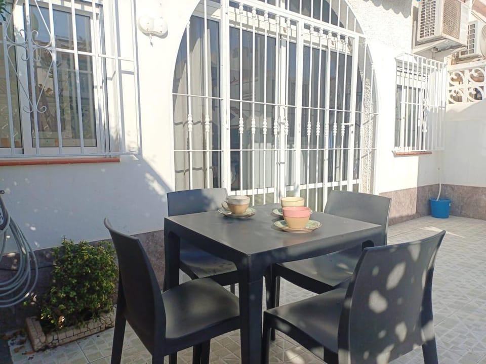 Charming Bungalow Near The Natural Area Vacation rental in Vega Baja del Segura