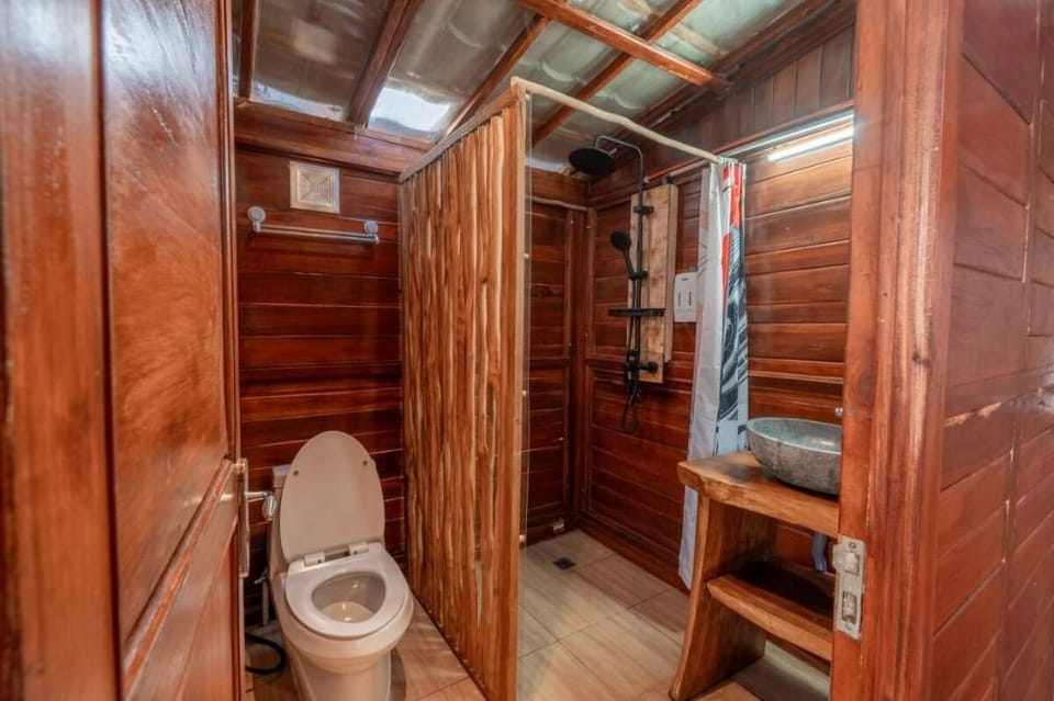 kamani cabin Villa in Bali