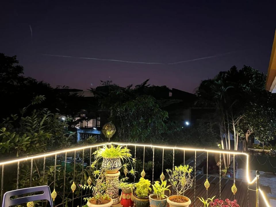 Pixie Nest, Lonavala (with Indoor Pool & Terrace) Vacation rental in Lonavla