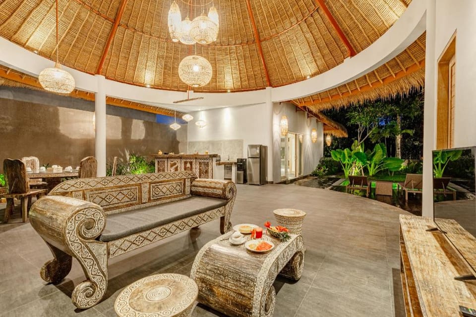 Brand new Luxury 3BR villa Ethnic Ubud # 1 Villa in Ubud